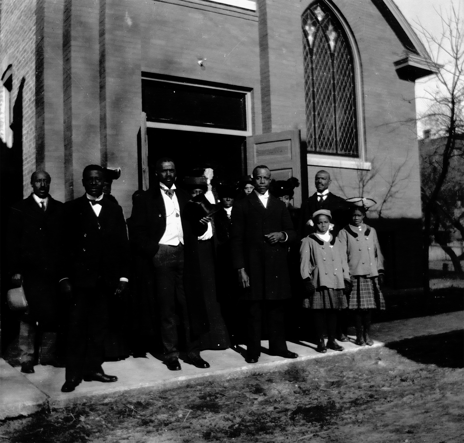 Mt. Carmel Baptist Church opened in 1905. It was located just south of Oak Park’s main business district in the area that had the highest Black population. A few years earlier, White residents had blocked efforts to build the church in northeast Oak Park in an area of new middle-class homes.